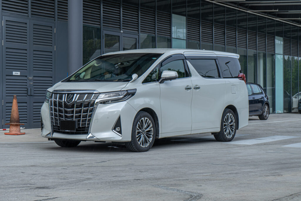 Comfort on Wheels of Renting Toyota Alphard Rental in SG